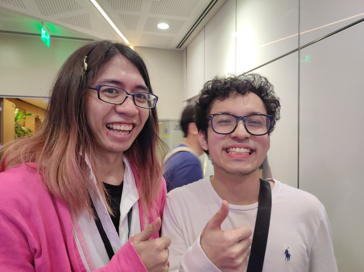 OverhaulisTaken's tweet image. @_NotTheKing got to take a picture with Pointcrow @Masteryssb (5/?)