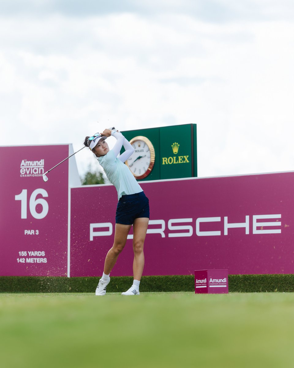 Major champion at @porsche hole 16.

#EvianChamp | #LPGATour