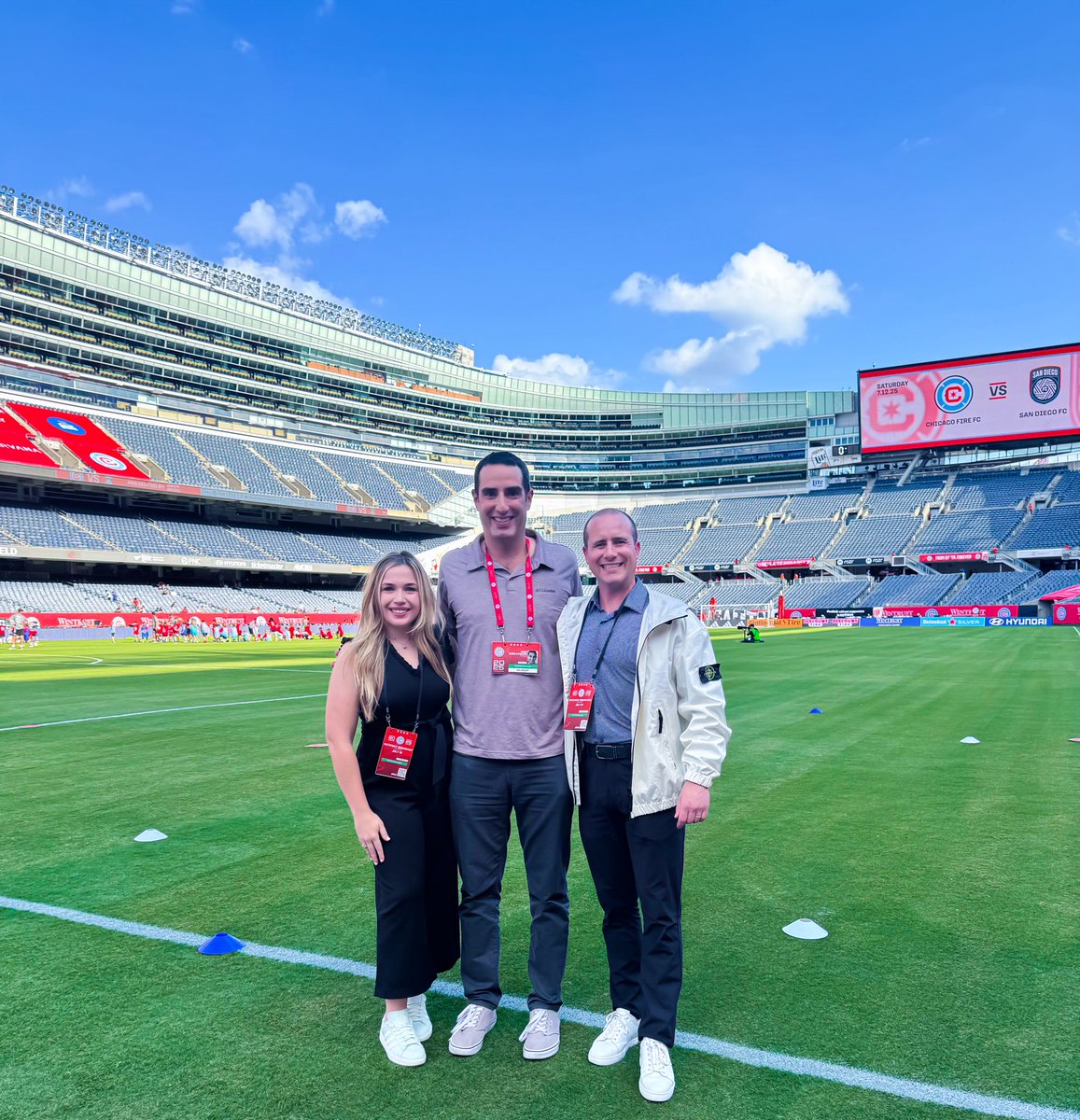 JessTalksFootie's tweet image. A memorable first visit to Soldier Field for MLS Season Pass. Absolutely loved working alongside @JOYPAULIAN and our amazing crew! Next stop… ATL 👀
