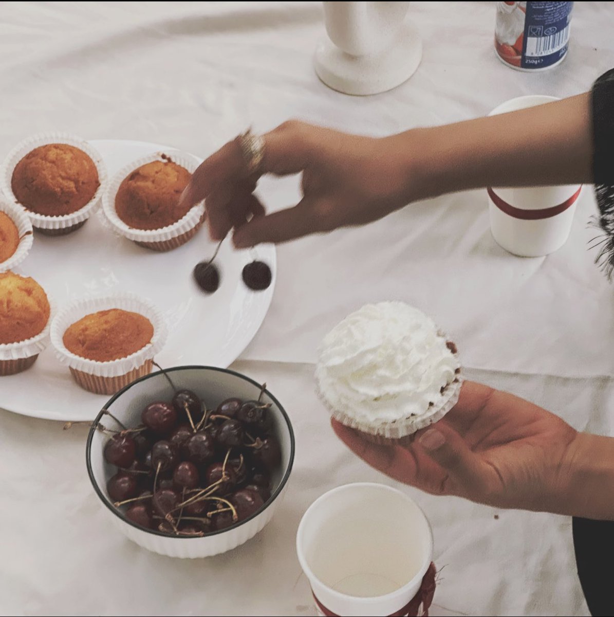 من أكبر النَّعم على الإنسان أن
 يكون له رفيقاً حنوناً ❣️