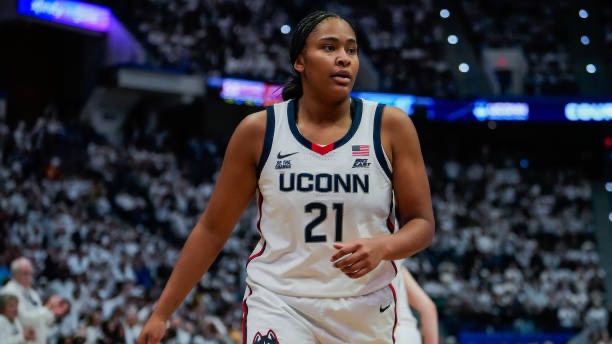 UConn Outlook🐶🔍

Projected Lineup:
PG: KK Arnold 
SG: Azzi Fudd
SF: Sarah Strong
PF: Serah Williams 
C: Jana El Alfy

Key Bench Players:
Ashlyn Shade
Kayleigh Heckel 
Carolina Ducharme
Ice Brady
Allie Ziebell
Morgan Cheli

Ceiling: National Chamionship
Floor: Elite Eight