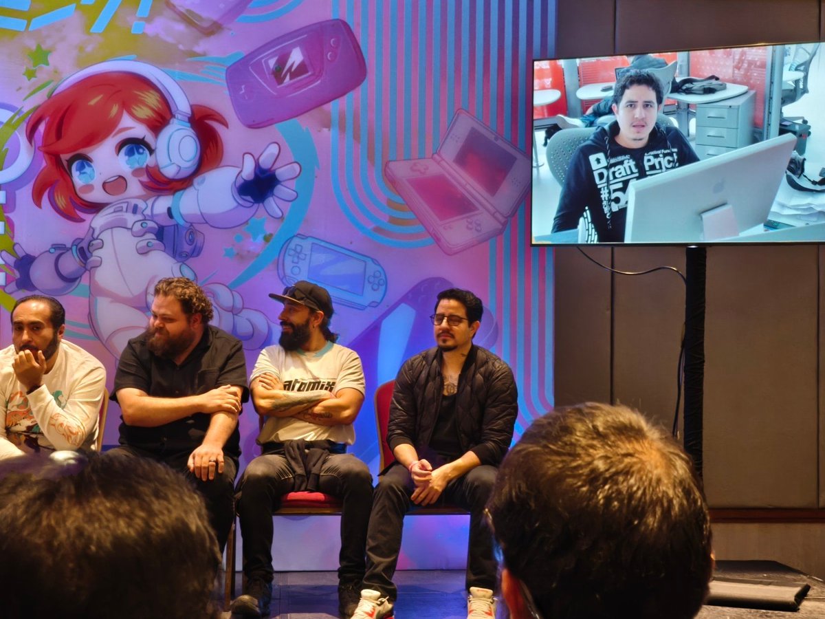 urovoros's tweet photo. Qué bonita la reunión de ayer con el crew original del #AtomixLive. Los quiero mucho, camaradas <3 https://t.co/Zv2MSM7fTB