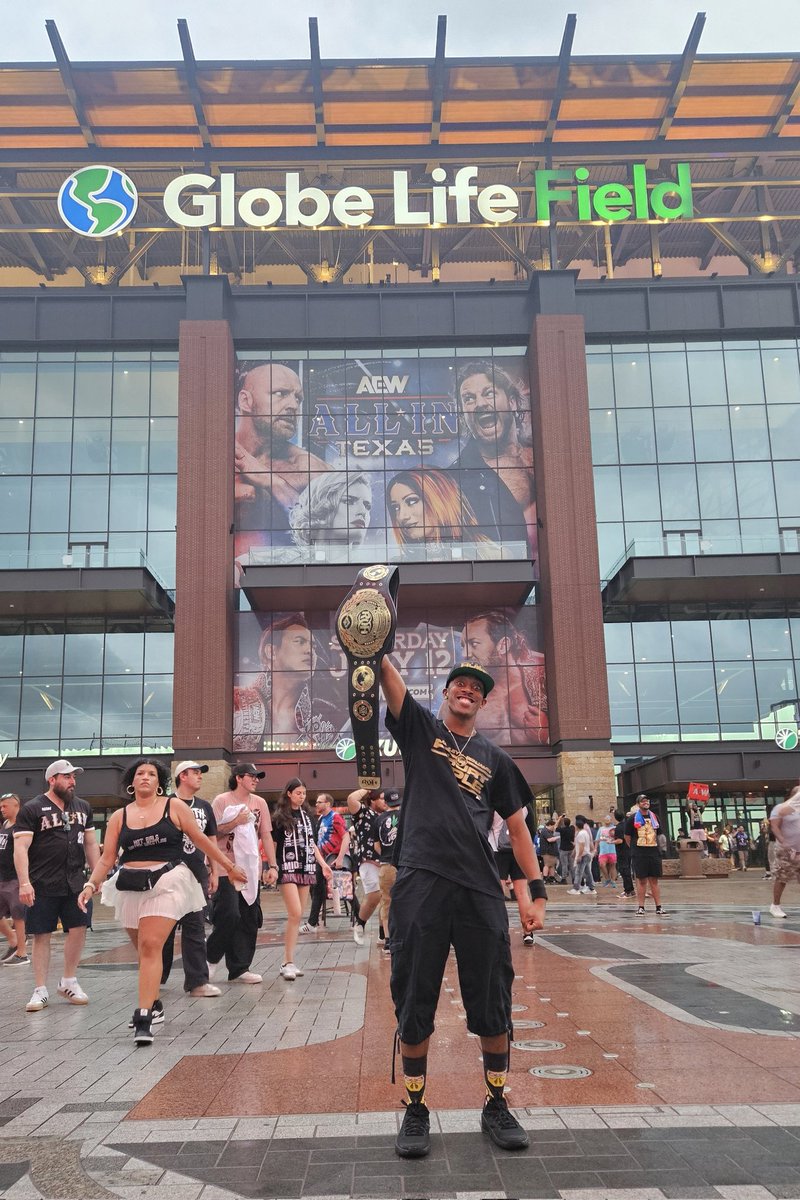 mikejones_mad's tweet image. The best weekend of my life! #AEWAllInTexas was a historic event of the ages! Pro wrestling is the shit!
#AEWAllIn #AEW
