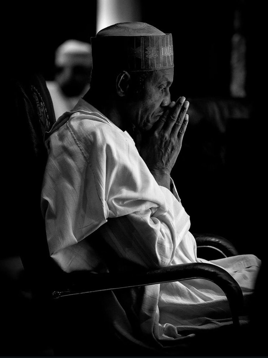 abikedabiri's tweet image. My deepest condolences to the family of former President Muhammad Buhari on his passing. A man of honesty and integrity May his soul rest in peace.