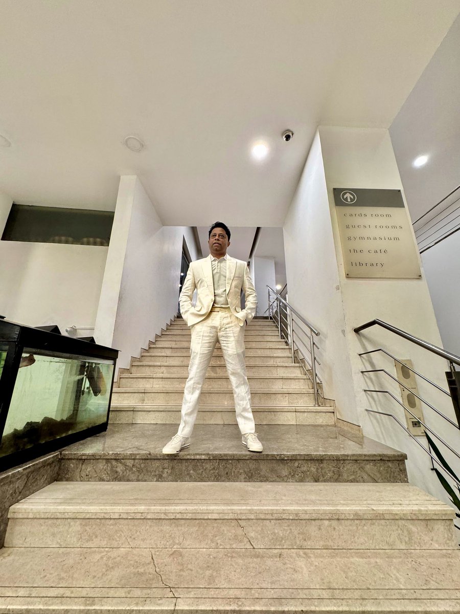 Annand Kumaar (@iamanandkr) on Twitter photo So I figured, why not dress in white for the Wimbledon finals, even if I'm not gracing the center court? I'll give it my all to be there at the next finals. Best of luck, <a href="/carlosalcaraz/">Carlos Alcaraz</a> 🙌🏻 So I figured, why not dress in white for the Wimbledon finals, even if I'm not gracing the center court? I'll give it my all to be there at the next finals. Best of luck, <a href="/carlosalcaraz/">Carlos Alcaraz</a> 🙌🏻
