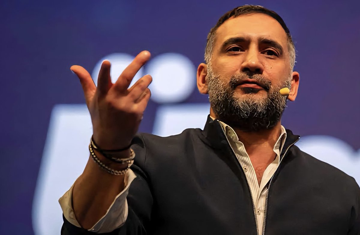 Ümit Karan🔥
beşiktaş transfer yapıyor, maliyet yok”diyor. fenerbahçe transfer yapıyor, #KAP açıklaması yok; kimse kaça aldığını bilmiyor.
Ama iş GS’a geldi mi hepsi #muhasebeci kesiliyor.
Az vicdan be kardeşim! Neyle suçladıysanız alayı sizde çıktı.
Az da olsa utanın, utanın:(