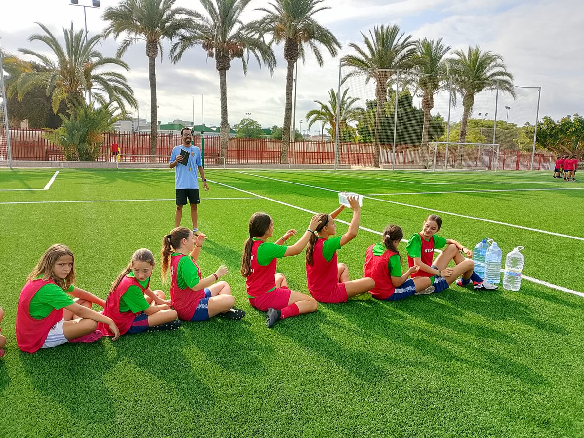 BonavistaCF's tweet photo. ¡Esto sigue! 3º semana del Campus de Verano Bonavista 2025 🌞⚽

#familiabonavistacf❤️💙 https://t.co/TuZvFaQUsr