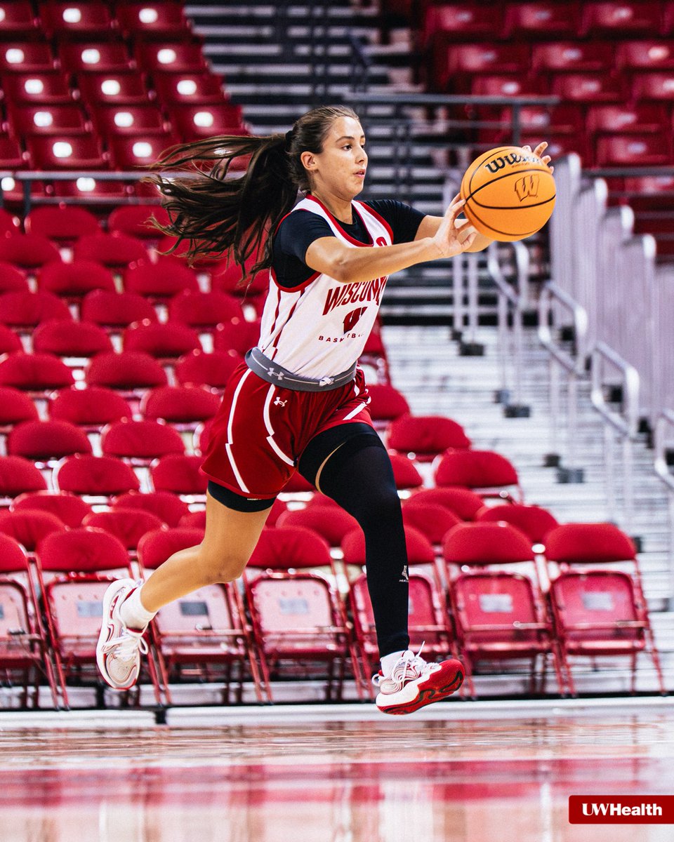 BadgerWBB's tweet image. Snapshots from the grind 📸
#OnWisconsin | @UWHealth