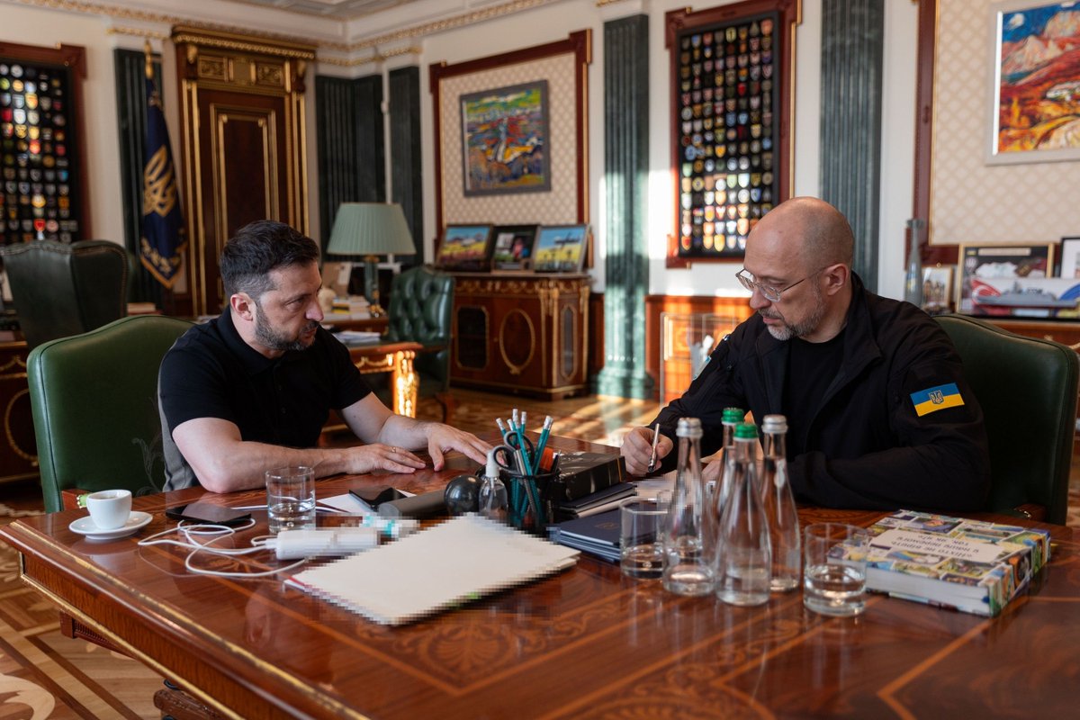 I had a meeting with Prime Minister of Ukraine Denys Shmyhal.

The Government has prepared updates to state support for our people. A modernization of childbirth-related payments and support for mothers during the first years after giving birth is being finalized for approval.