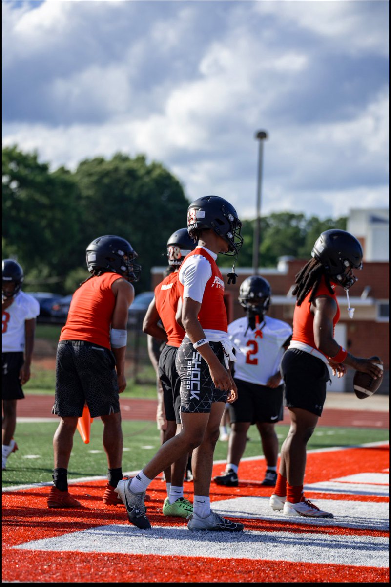 I’ve transferred and took my talent to <a href="/Monroe_Redhawks/">Monroe Redhawks Football 🏈</a> ready to start my sophomore season