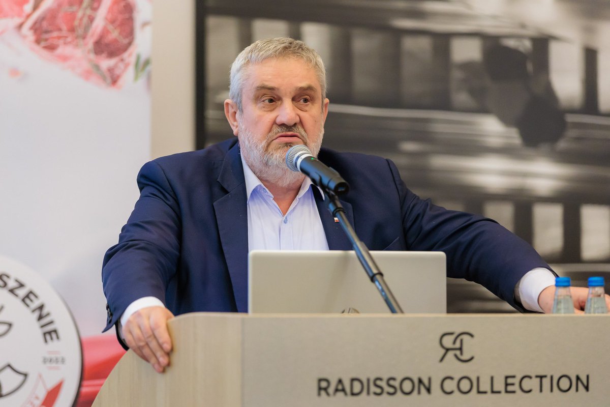 2 najpoważniejsze zagrożenia rolnictwa, to umowy handlowe KE z Mercosur i z Ukrainą. Rząd Tuska to akceptuje. Już tylko „inteligentni inaczej” wierzą, że to wina poprzedniego rządu.
Zapraszam do zapoznania się z wywiadem dla wgospodarce.pl

wgospodarce.pl/informacje/151…