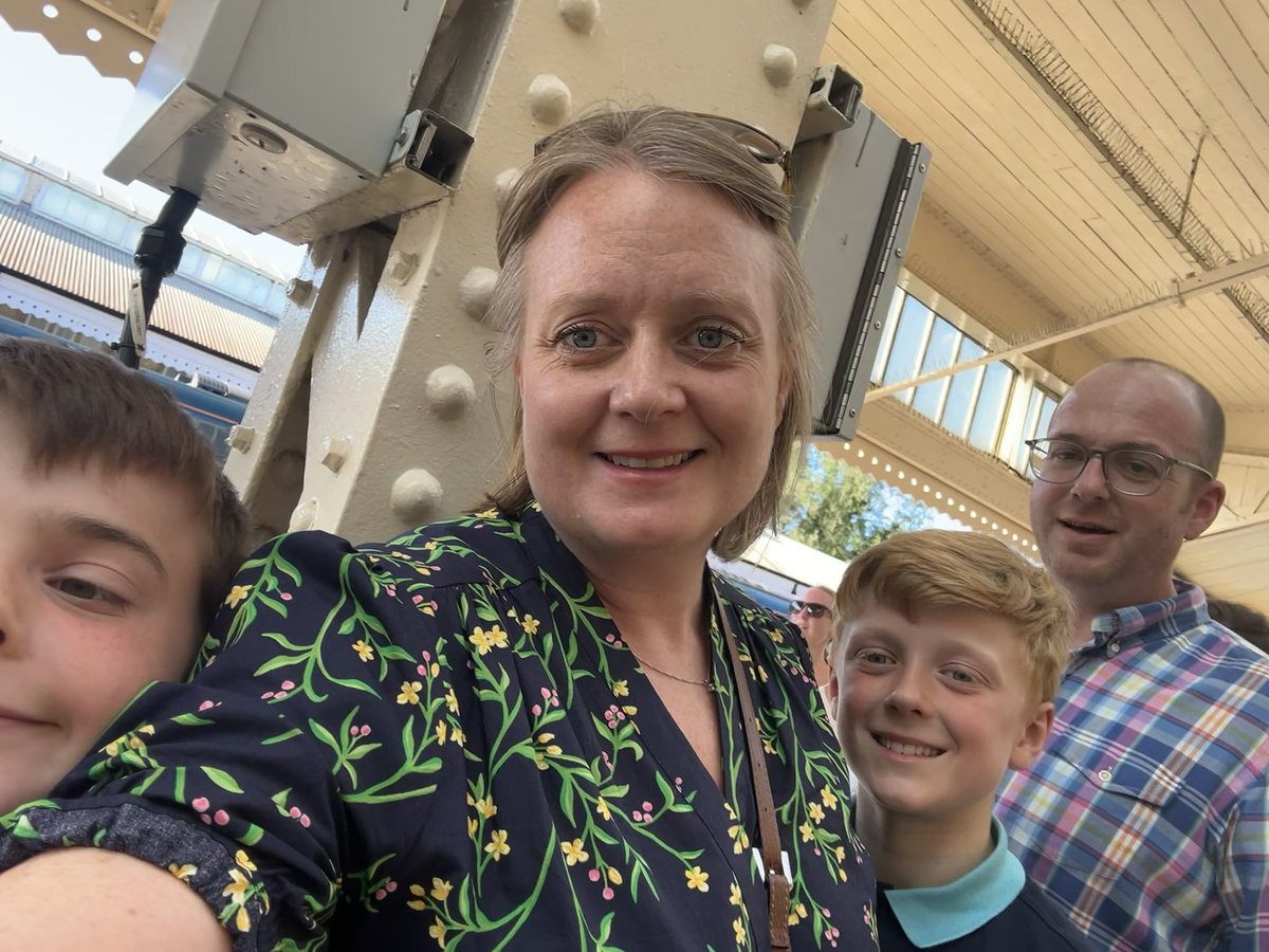 Frances Hodge tweet media