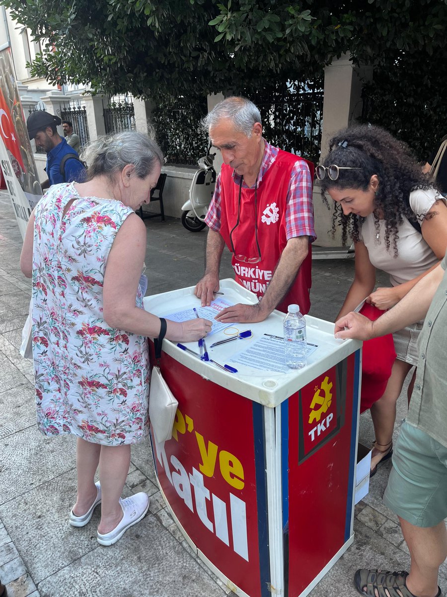 NATO’dan ve füzelerinden utanıyorsanız NATO’dan çıkın!

"Türkiye NATO’dan Çıksın, NATO Türkiye’den Çıksın" çağrısıyla yürüttüğümüz imza kampanyamız için ülkemizin dört bir yanında çalışmalarımızı sürdürüyoruz. 

Gelecek yıl NATO zirvesinin Türkiye'de gerçekleşmesini istemeyen