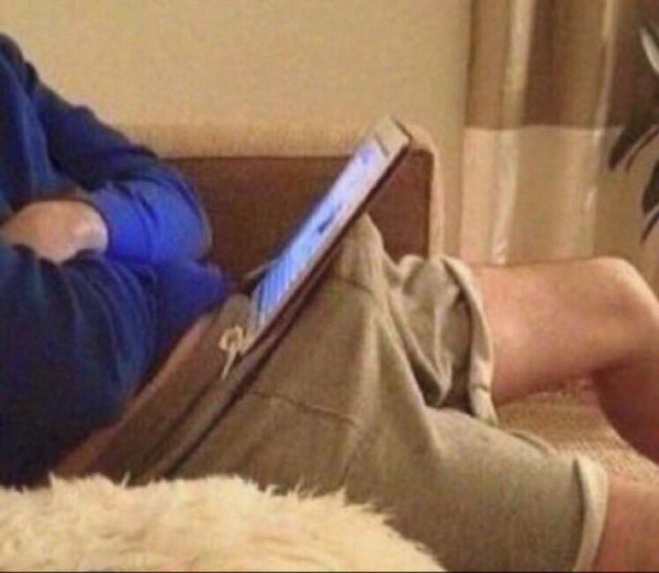 backendoc's tweet image. me while texting her