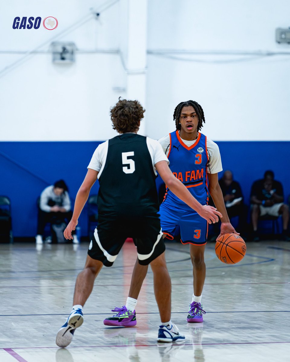 #GASO Summer Championships 🏆

Stage is set. Tune in for the GASO Madness 64 Championship Game 

<a href="/TarrantElite/">TE Hoops</a> NXT Pro 17U vs. <a href="/DaFamBasketball/">DaFamBasketball</a> 

Duncanville Field House
Court Blue 1
Tip-off at 2:25PM