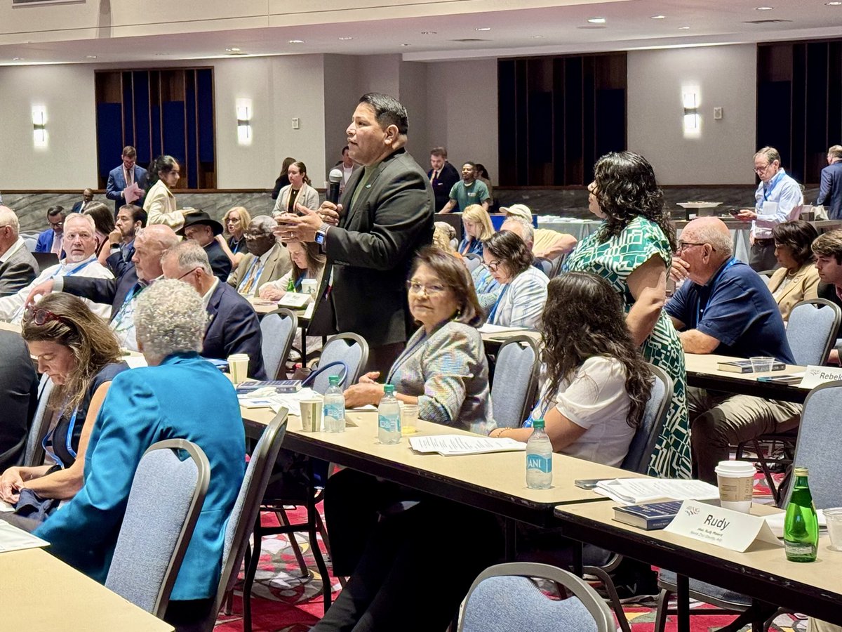 AdrianGarciaHTX's tweet image. Proud to see @LouieMinorTX speaking up about protecting our #Nation’s #Veterans to the full Board of Directors of @NACoTweets during the policy resolution adoption process about being careful not to adopt policies that would have unintended consequences to groups like vets! 🇺🇸🙏🏼