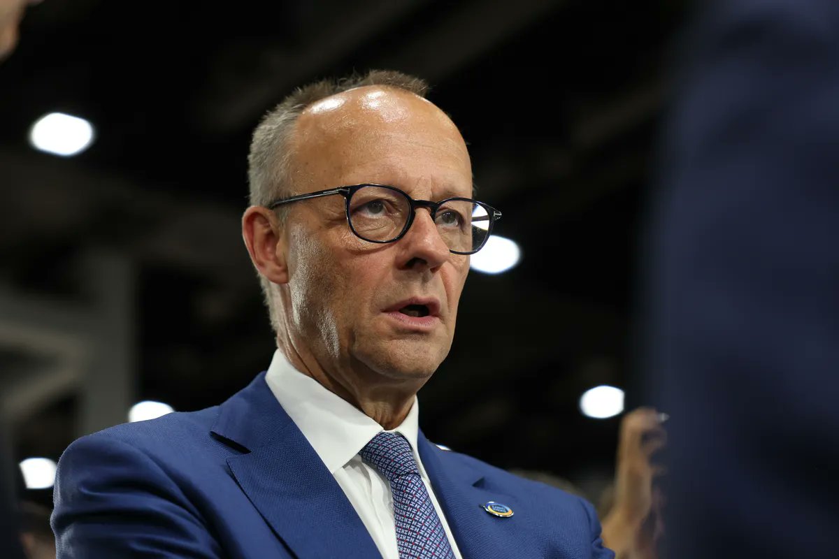 Zoe Schneeweiss (@zschneeweiss) on Twitter photo Merz says 30% US tariffs would hit German industry to its ‘core’ bloomberg.com/news/articles/… via <a href="/mcnienaber/">Michael Nienaber</a> Merz says 30% US tariffs would hit German industry to its ‘core’ bloomberg.com/news/articles/… via <a href="/mcnienaber/">Michael Nienaber</a>