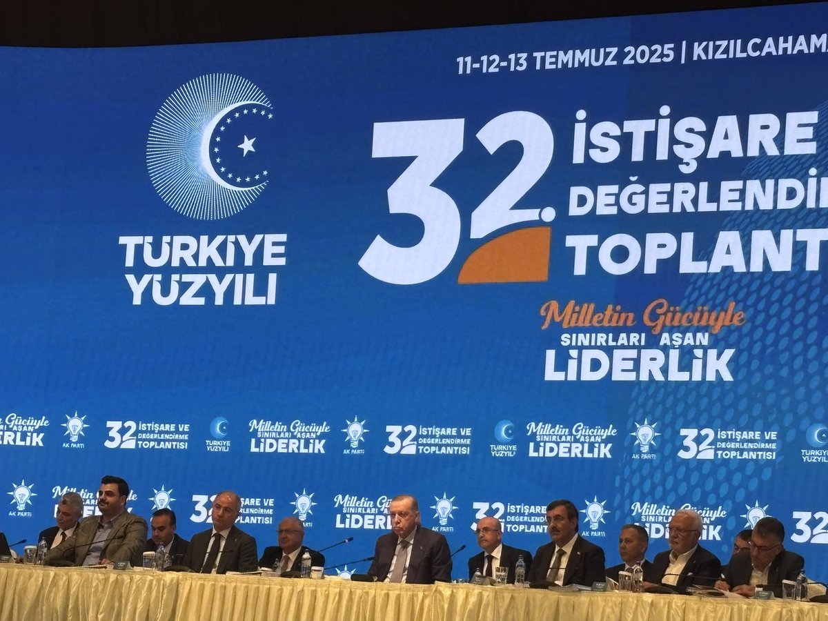 ✅ AK Parti 32. İstişare Toplantısı Kızılcahamam Kampı çalışmalarını tamamlandık.  
-11-13 Temmuz tarihleri arasında gerçekleşen AK Parti İstişare ve Değerlendirme Kampı, Sn. Cumhurbaşkanımızın tarihi kapanış konuşmasıyla sona erdi. 3 gün süren istişare toplantımızın milletimiz