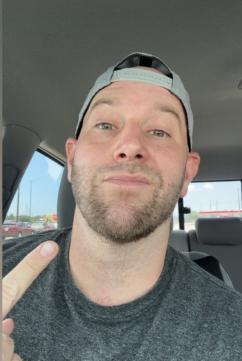 Trimmed the beard back because it’s as hot as Satan’s 🍒 here in Texas. Not sure I care for the look, so ready for Fall 🍁