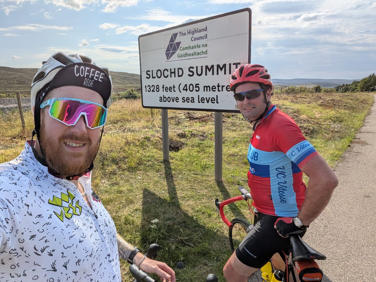 cwuha's tweet image. Day 2️⃣ of Matt & Phil's 1,000 mile 10 Day bike ride 🚴♂️🚴♂️ around Scotland to raise funds for our Andy Kerr Project and the Royal Marsden Cancer Charity. If you would like to sponsor them, please use the link below 👇👇🏿👇👇🏿
justgiving.com/team/thelonges…