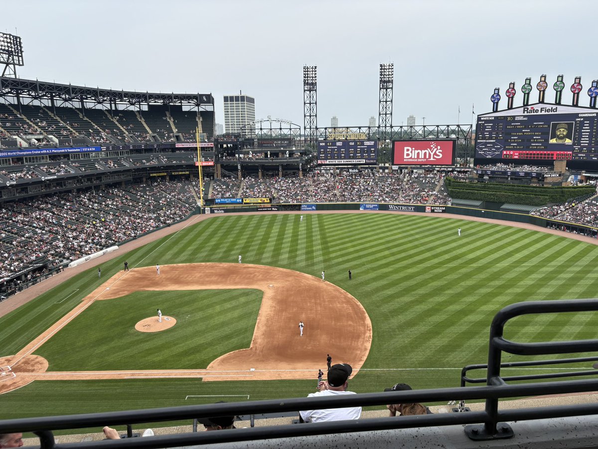 Stuart Hench tweet media