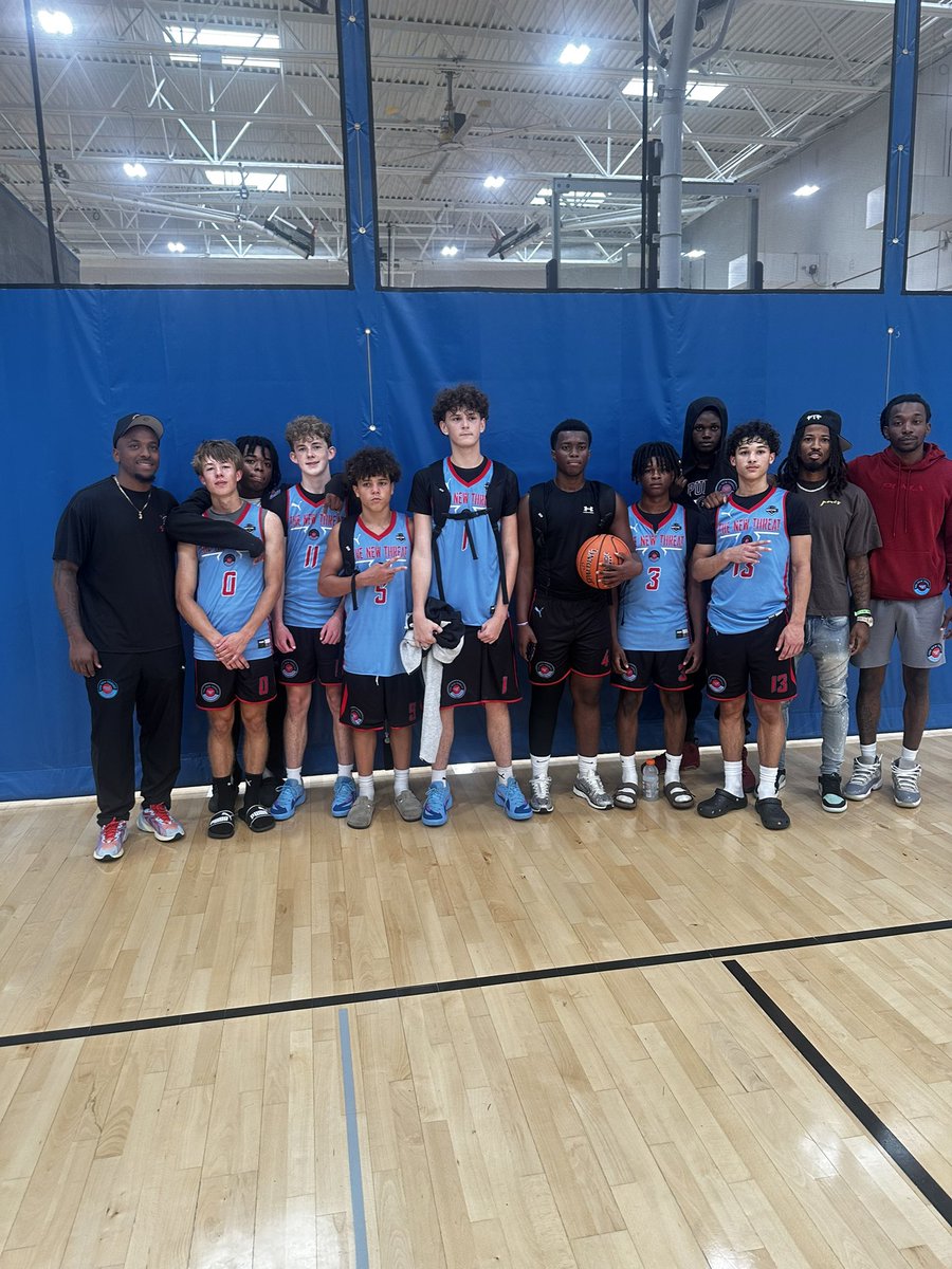 New Threat Basketball (@newthreat_tnt) on Twitter photo 💥4-0 Weekend💥
Big thank you to <a href="/ny2lasports/">NY2LA SPORTS</a> for a great event this weekend.
In the final game:
Larenzo Robinson 15 pts 10 rebs
Brady Emerick 11 Pts 4 rebs 3 asts
Rayvon Wilson 9 pts 3 rebs 4 asts
Logan Kunkel 8 pts 4 rebs 4 asts 💥4-0 Weekend💥
Big thank you to <a href="/ny2lasports/">NY2LA SPORTS</a> for a great event this weekend.
In the final game:
Larenzo Robinson 15 pts 10 rebs
Brady Emerick 11 Pts 4 rebs 3 asts
Rayvon Wilson 9 pts 3 rebs 4 asts
Logan Kunkel 8 pts 4 rebs 4 asts
