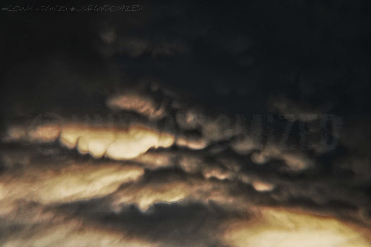 UnRandomized's tweet image. 7/11/25 around Denver, Colorado.
Cloud chasing in Colorado. Photos are adjusted in photoshop, obviously.
#cowx and #photography