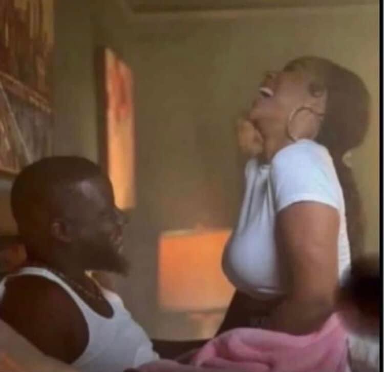 Tonight I have no option but to swim here 😭❤️