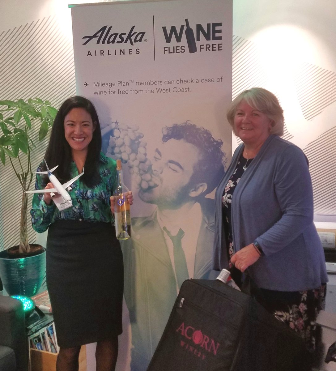 Wine Road (@thewineroad) on Twitter photo In this episode of the <a href="/WineRoadPodcast/">WineRoadPodCast</a> Beth heads to <a href="/AlaskaAir/">Alaska Airlines</a> and meets with VP Annabel Chang. They chat about the Wine Flies Free program, all the growth at Alaska Airlines and exciting changes, while sipping on Baby Blue Blanc from <a href="/BlueRockWine/">Kenny Kahn</a> bit.ly/2y4ixWB In this episode of the <a href="/WineRoadPodcast/">WineRoadPodCast</a> Beth heads to <a href="/AlaskaAir/">Alaska Airlines</a> and meets with VP Annabel Chang. They chat about the Wine Flies Free program, all the growth at Alaska Airlines and exciting changes, while sipping on Baby Blue Blanc from <a href="/BlueRockWine/">Kenny Kahn</a> bit.ly/2y4ixWB