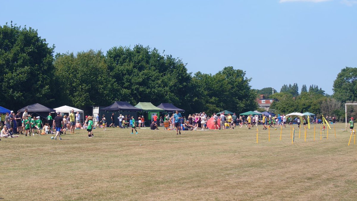 𝙃𝙚𝙧𝙤𝙣 𝙅𝙪𝙣𝙞𝙤𝙧 𝙁𝙤𝙤𝙩𝙗𝙖𝙡𝙡 𝘾𝙡𝙪𝙗 tweet media