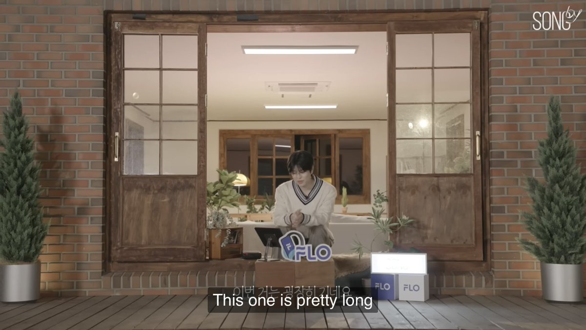 🐶🐿️ 2018: seungmin telling han he likes getting letters, han joking he'll only write two lines
🐶🐿️ 2024: seungmin receiving a long letter from han for his first song by episode