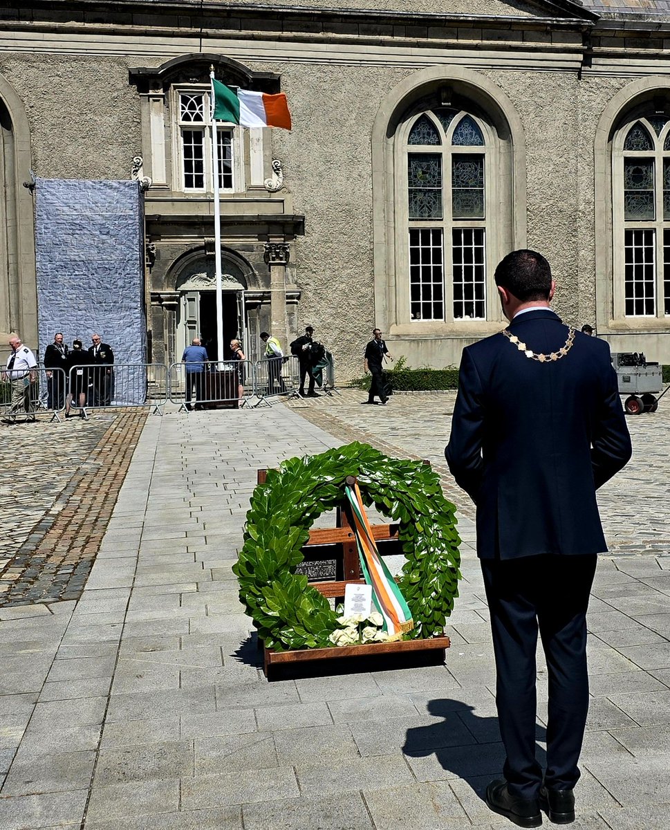 PaulDoherty___'s tweet image. Attended the National Day of Commemoration at the Royal Hospital Kilmainham, Dublin this morning.
We gathered to reflect on those irish men and irish women who lost their lives in war and in the service of peace around the world.
As Deputy Mayor of Belfast, it was a privilege…