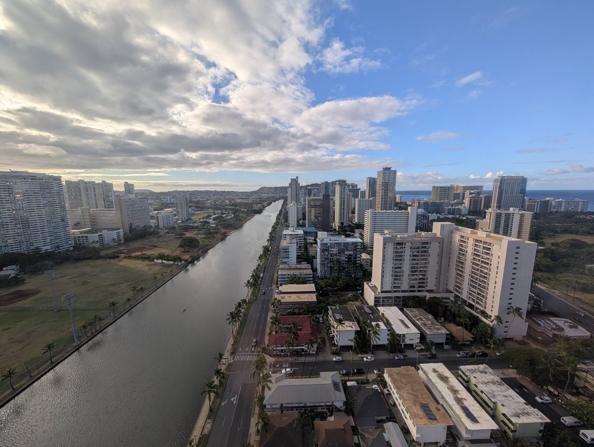 First look at Honolulu from our hotelroom! Nice start of the vacation! ❤️🤗😍