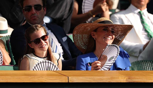 LadyB_Writes's tweet image. Fabulous Ladies, Fabulous.
#Wimbledon
#PrincessCatherine #PrincessCharlotte
