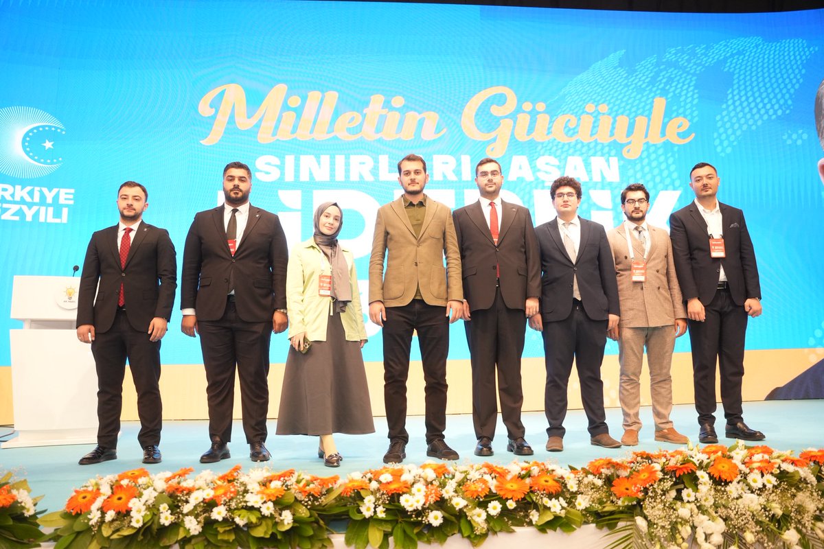 Kamp biter, ÜNİAK enerjisi bitmez! 🚀
📍Kızılcahamam Kamp Hatırası 

#MilletinGücüyleSınırlarıAşanLiderlik