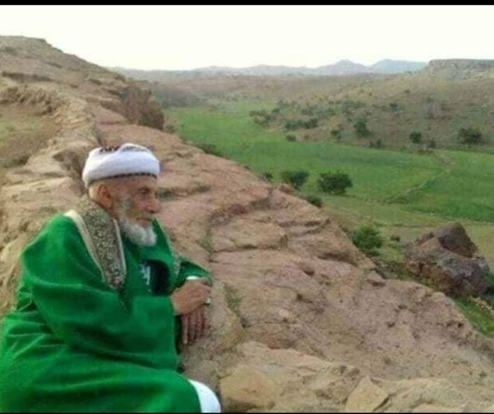 هل سوف احصل على الف مترحم على فظيلة العلامة الشيخ محمد العمراني الذي رحل إلى جوار  ربه في مثل هذه الإيام؟ 
وين محبينه وين طلابه 💚
