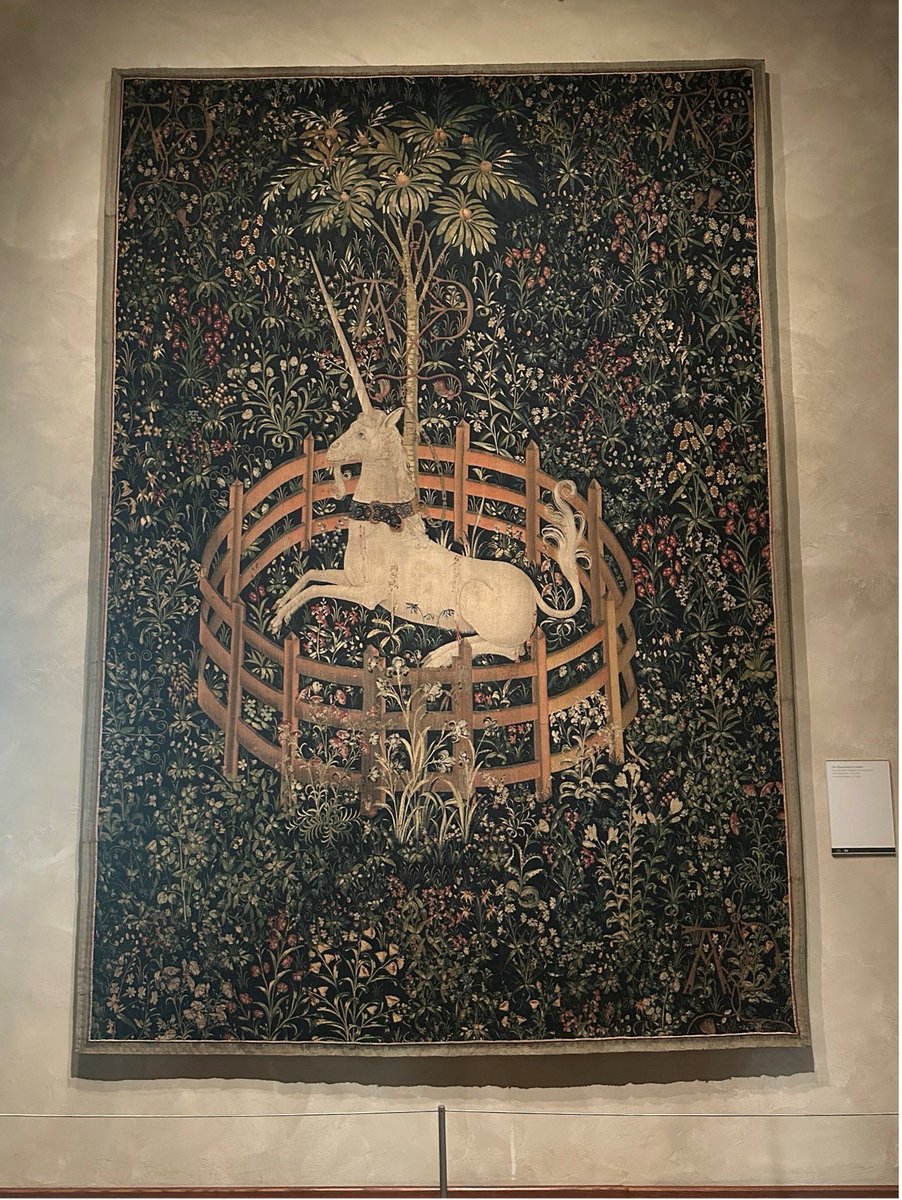 StAndGradSchool's tweet image. Thanks to the GSIS Interdisciplinary PhD Research & Travel Fund, one of our researchers presented at the Early Book Society’s 19th Conference at NYU 🗽 on nationalism in Confessio Amantis. Highlights included viewing MS M.126 at the Morgan Library.
#PGR #MedievalStudies