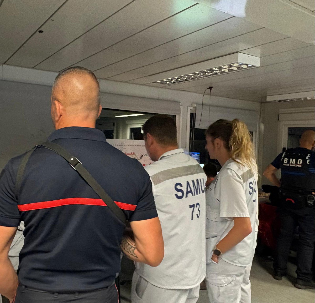 Prefet73's tweet photo. 🎵 #Musilac | 80 000 spectateurs ont vibré pendant quatre jours au rythme de Musilac. 
La Préfète de la Savoie remercie tous les acteurs mobilisés pour ce festival : police nationale, gendarmerie nationale, pompiers du SDIS, SAMU, délégation militaire départementale, service interministériel de défense et de protection civile de la préfecture sans oublier la police municipale d'Aix-les-Bains, les services de la commune, les équipes de la Croix Rouge et les organisateurs du festival.
Rendez-vous l’année prochaine !