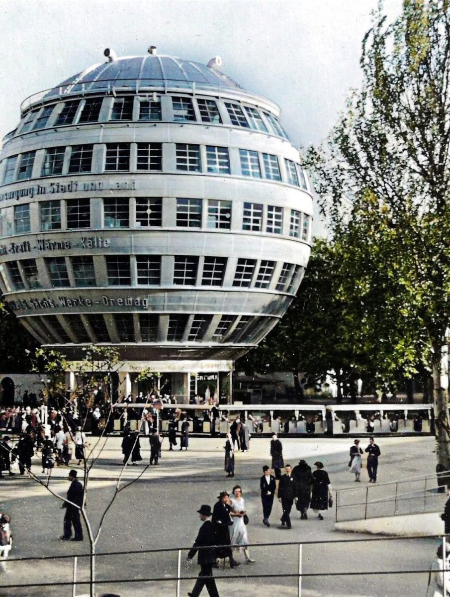 The world’s first spherical building was built in Dresden in 1928. 

Between 1922 and 1929 the city of Dresden staged an annual exhibition of German industry. The 1928 show was organised around the theme of the ‘technological city’ (Die technische Stadt), and its most prominent
