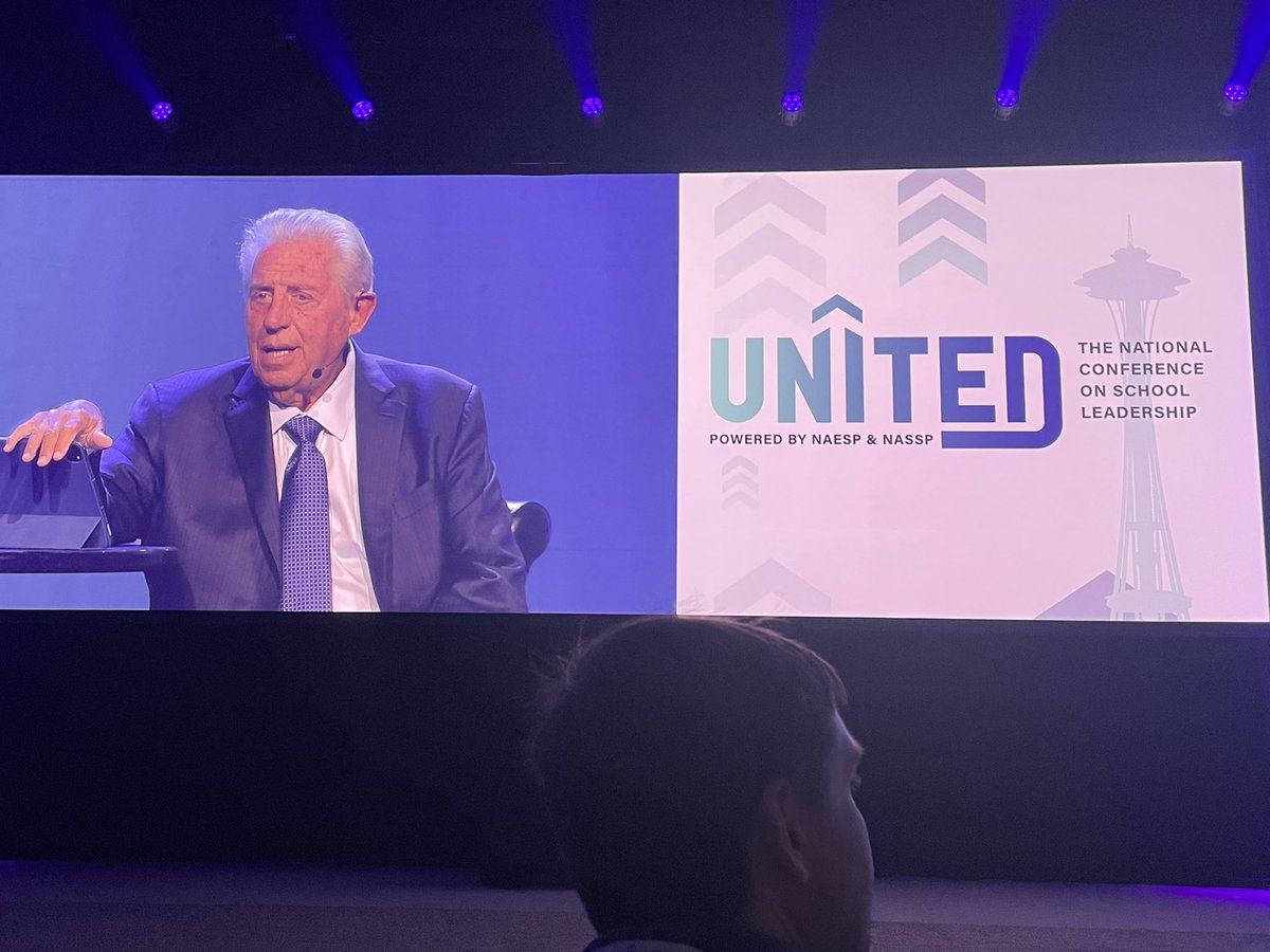 Soooooo grateful to learn from <a href="/TheJohnCMaxwell/">John C. Maxwell</a> in person today! One of my very favorite leadership teachers! Leadership can be learned!! 
<a href="/NASSP/">National Assoc. of Secondary School Principals</a> #United2025