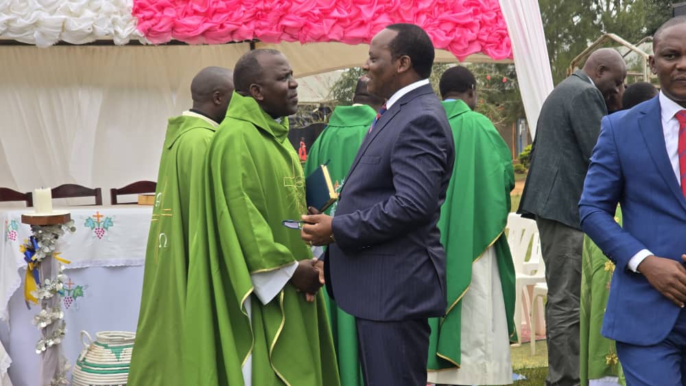 MathiasMpuuga's tweet image. I joined parishioners of Luvule in Masaka Diocese for the Sunday Mass, and a fundraising drive for Shs 1.5billion for the construction of a new Parish Church.