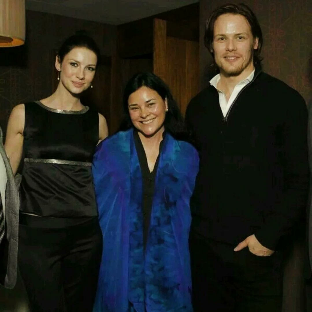 Diana Gabaldon meeting the series protagonists for the first time Aug 2013. She was favourably impressed.  -  Karen Cimms @kcimms Anna Mairi @drobertsjhs #dianagabaldon #SamHeughan #CaitrionaBalfe