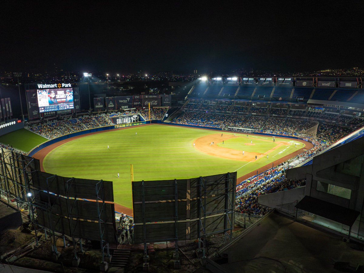 Estadio de Beisbol Monterrey, casa de los Sultanes de Monterrey en la Liga Mexicana de Beisbol