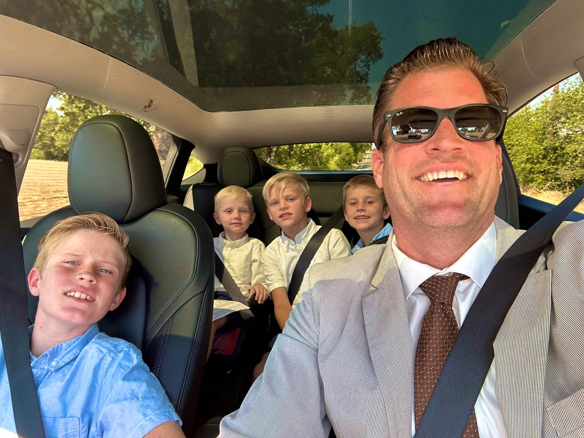 AndrewBragg5555's tweet image. The Bragg ladies are home sick today
So the boys held it down for church
Want to make a better world?
Take your family to church every Sunday🙏🏻