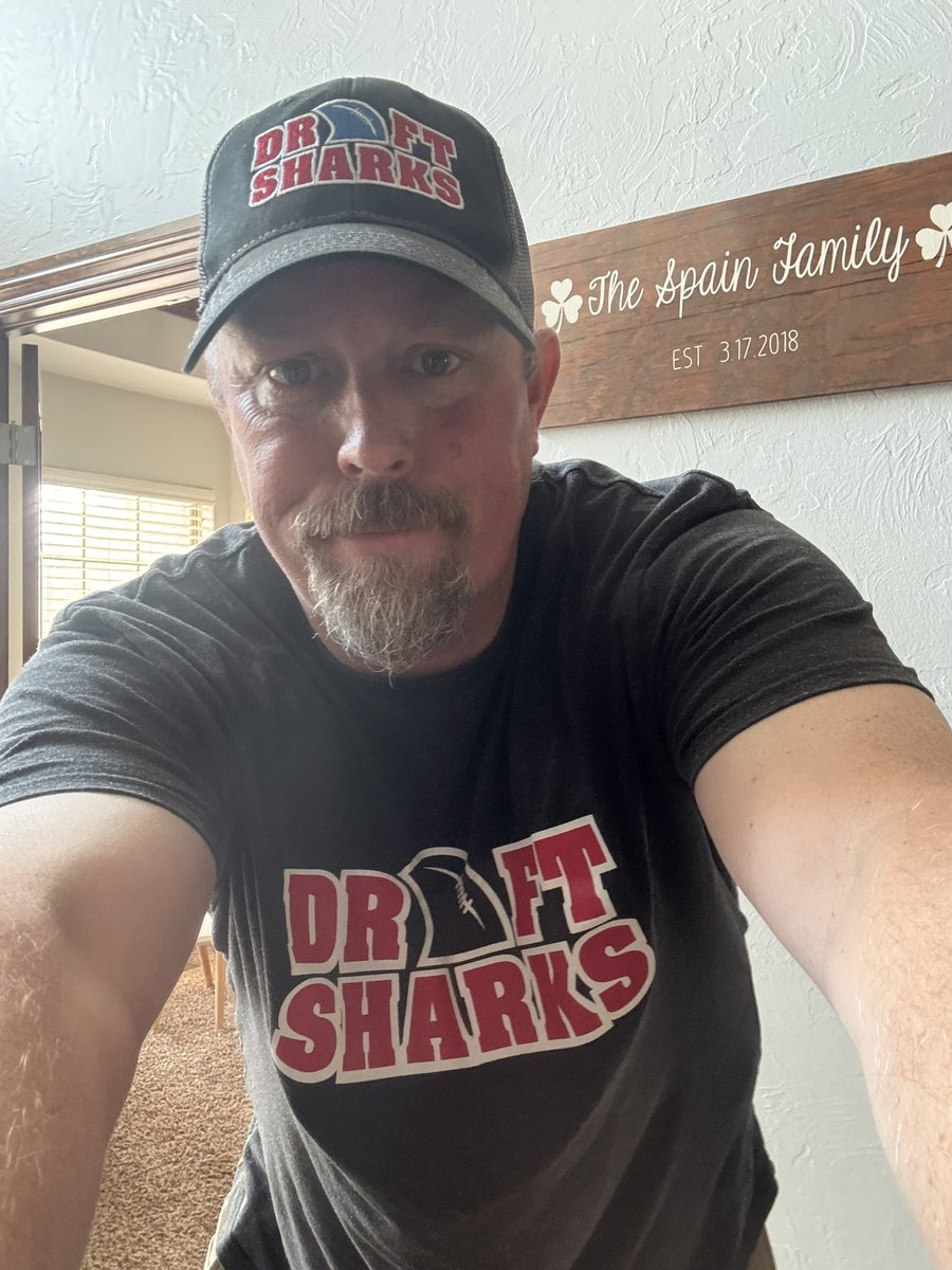 Mason Spain (@masonspain) on Twitter photo On my way to a Live Draft for #SFB15 in OKC. Gotta make sure these fish recognize that I have an unfair advantage thanks to my subscription to <a href="/DraftSharks/">Draft Sharks</a>
#charity #FantasyCares #TheyArePlayingForSecondPlace On my way to a Live Draft for #SFB15 in OKC. Gotta make sure these fish recognize that I have an unfair advantage thanks to my subscription to <a href="/DraftSharks/">Draft Sharks</a>
#charity #FantasyCares #TheyArePlayingForSecondPlace