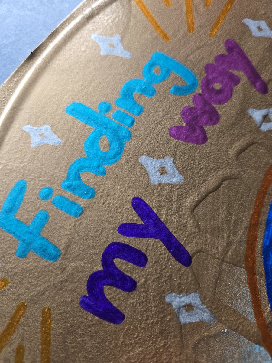 GM
Letting out all my feelings and emotions with every creation!

WIP
Drawing on a record 
Given to me <a href="/SmithsonianFolk/">SmithsonianFolklife</a> via <a href="/ARTxFM/">ARTxFM</a> 
Art on everything 
Always...