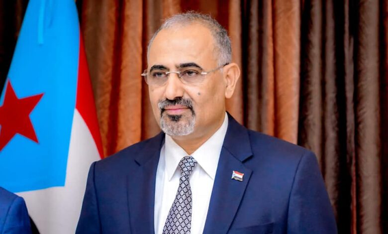 سماح أحمد (@basmanasr) on Twitter photo هو أبي، هو أخي، هو حبيبي، وهو وطني الذي أعيش عليه...
هو القائد، والسند، والعهد!
#عيدروس_الزبيدي ليس مجرد اسم، بل مشروع وطن.
حينما يكون، نكون معه...
وحين يقود، لا نتأخر خطوة.
#الجنوب_ينتصر
<a href="/AlnqabiC/">صحيفة النقابي الجنوبي</a>
<a href="/aicadentv/">قناة عدن المستقلة AIC TV</a>
<a href="/AidrosAlzubidi/">عيدروس الزُبيدي - Aidaros Alzubidi</a> هو أبي، هو أخي، هو حبيبي، وهو وطني الذي أعيش عليه...
هو القائد، والسند، والعهد!
#عيدروس_الزبيدي ليس مجرد اسم، بل مشروع وطن.
حينما يكون، نكون معه...
وحين يقود، لا نتأخر خطوة.
#الجنوب_ينتصر
<a href="/AlnqabiC/">صحيفة النقابي الجنوبي</a>
<a href="/aicadentv/">قناة عدن المستقلة AIC TV</a>
<a href="/AidrosAlzubidi/">عيدروس الزُبيدي - Aidaros Alzubidi</a>