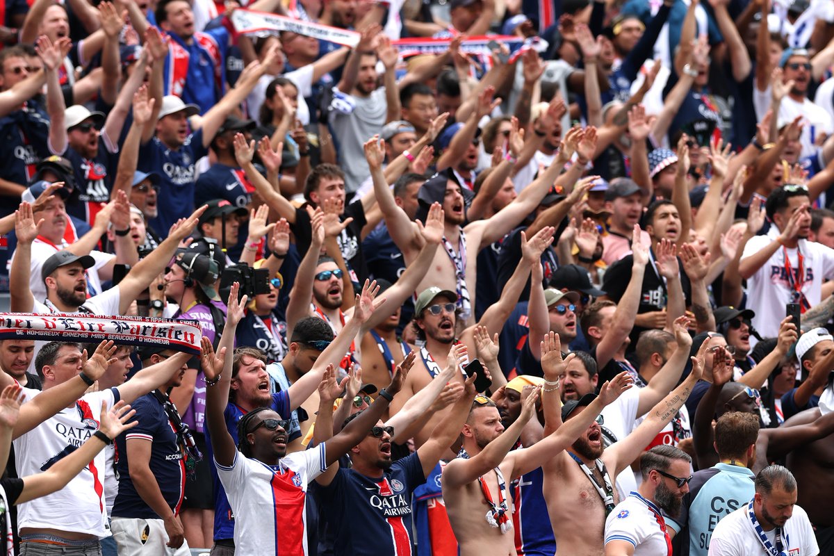 مستمرون بدعمكم ❤️💙

#CFCPSG I #FIFACWC