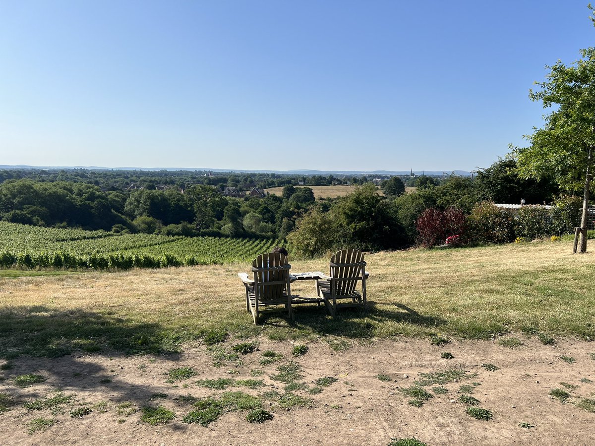 wilkoloopylu's tweet image. #NHS1000miles week 28 for 2025
Walk 🚶‍♀️9.25 miles 
Run 🏃🏻‍♀️ 22.44 miles
Total 31.70 miles 
YTD 1056.04 miles 
Busy working week. Busy school week, but lots of top 3 places at sports day! Weekend dominated by football &amp;amp; heat. Enjoying Wimbledon final before watching the lionesses!