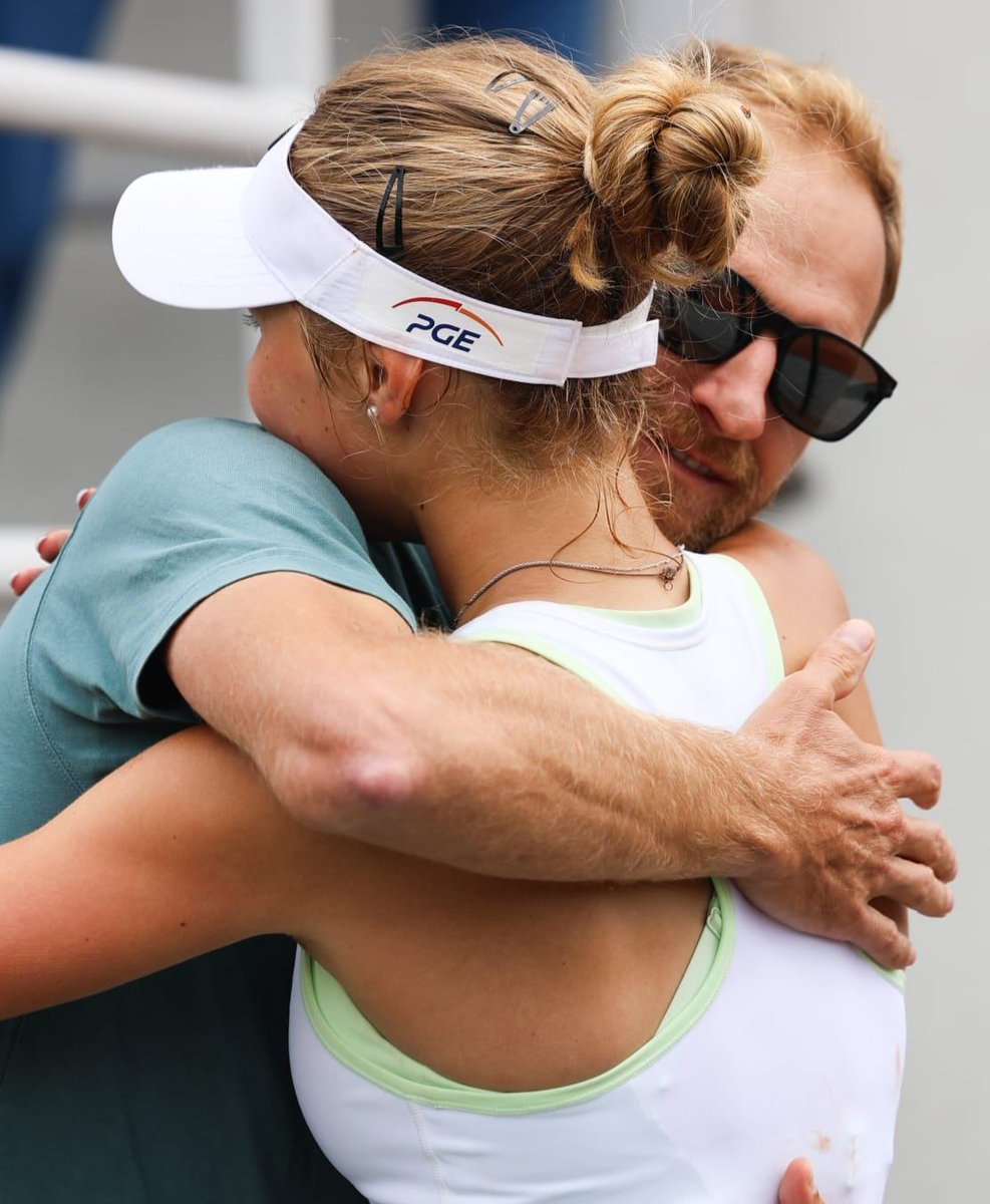 Polski Związek Tenisowy (@pzt_tenis) on Twitter photo Barbara Kostecka spędziła w niedzielę na korcie 6 godz. i 28 minut rozgrywając 3 mecze w ostatnim dniu turnieju <a href="/ITFTennis/">ITF</a> W15 w Kozerkach z cyklu LOTTO PZT Polish Tour - Narodowy Puchar Polski 2025.
Więcej: pzt.pl/3_154_17068/lo…
<a href="/SPORT_GOV_PL/">Ministerstwo Sportu i Turystyki</a>
<a href="/totalizator_sp/">Totalizator Sportowy</a>
<a href="/Grupa_PGE/">PGE Polska Grupa Energetyczna</a> Barbara Kostecka spędziła w niedzielę na korcie 6 godz. i 28 minut rozgrywając 3 mecze w ostatnim dniu turnieju <a href="/ITFTennis/">ITF</a> W15 w Kozerkach z cyklu LOTTO PZT Polish Tour - Narodowy Puchar Polski 2025.
Więcej: pzt.pl/3_154_17068/lo…
<a href="/SPORT_GOV_PL/">Ministerstwo Sportu i Turystyki</a>
<a href="/totalizator_sp/">Totalizator Sportowy</a>
<a href="/Grupa_PGE/">PGE Polska Grupa Energetyczna</a>